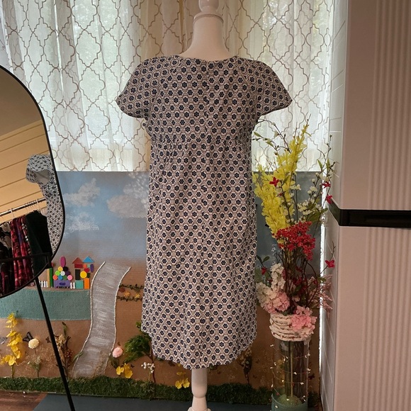 Molly Bracken Navy and White Patterned Midi Dress - Picture 3 of 4